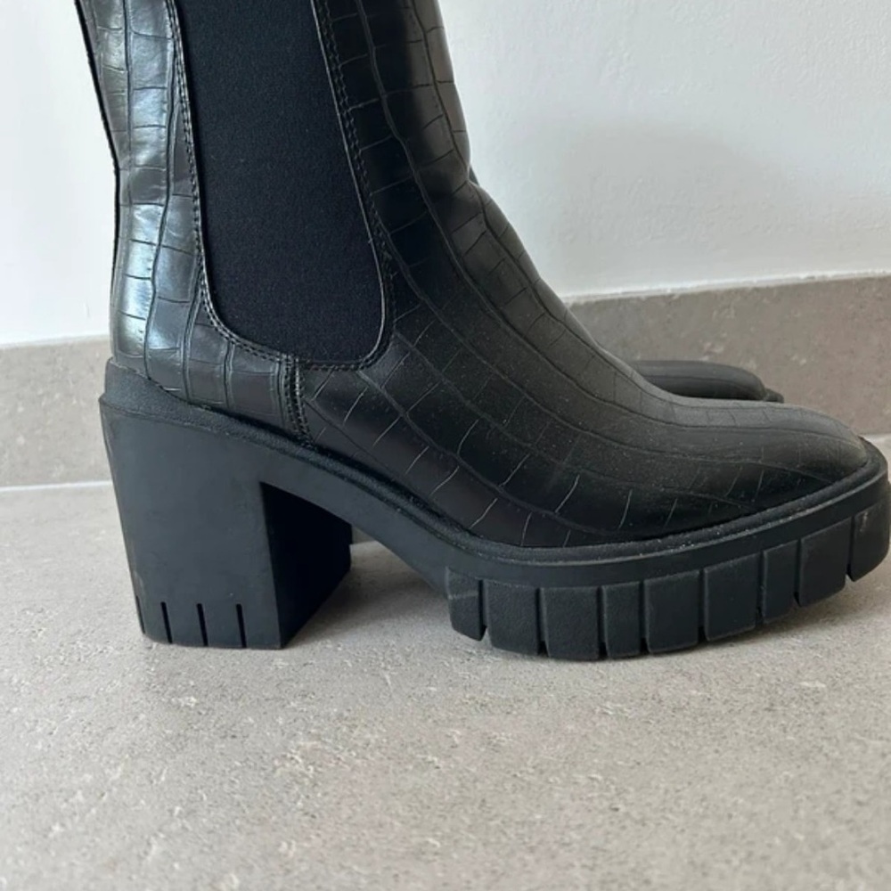 Topshop Black Textured Heeled Boots